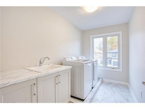 Upper-26 Willson Drive, Thorold, ON - Indoor Photo Showing Laundry Room