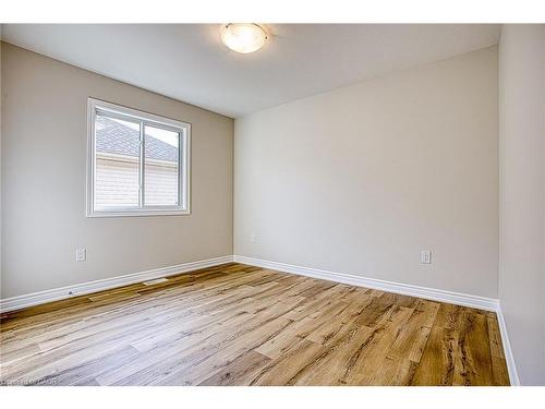 Upper-26 Willson Drive, Thorold, ON - Indoor Photo Showing Other Room