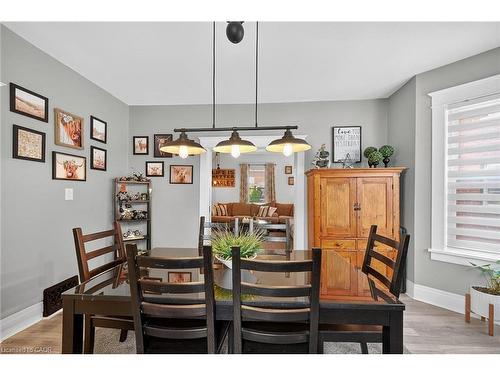 22 Griffith Street, Welland, ON - Indoor Photo Showing Dining Room