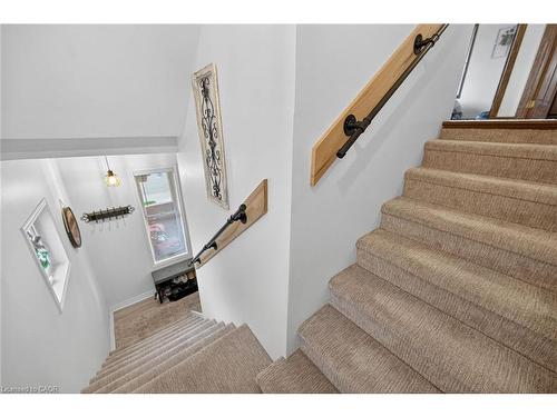 22 Griffith Street, Welland, ON - Indoor Photo Showing Other Room