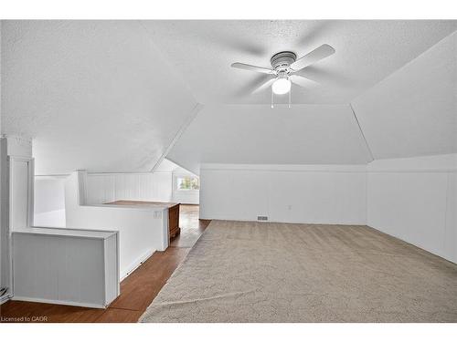 22 Griffith Street, Welland, ON - Indoor Photo Showing Other Room