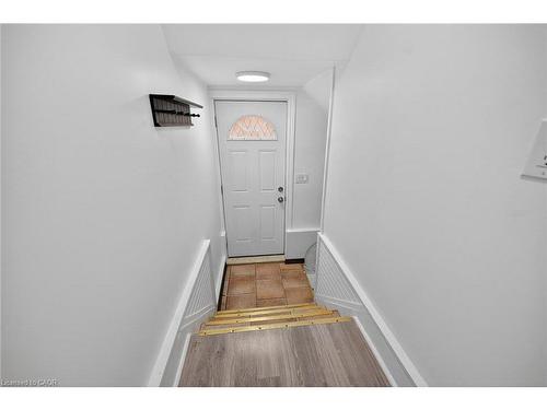 22 Griffith Street, Welland, ON - Indoor Photo Showing Other Room