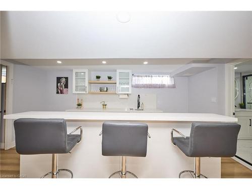 2214 Prospect Street, Burlington, ON - Indoor Photo Showing Kitchen