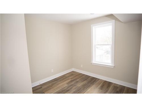 5-237 Hellems Avenue, Welland, ON - Indoor Photo Showing Other Room