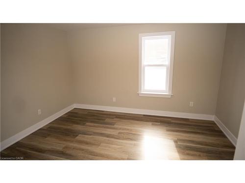 5-237 Hellems Avenue, Welland, ON - Indoor Photo Showing Other Room