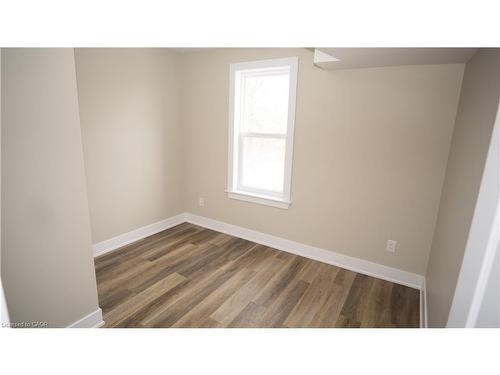5-237 Hellems Avenue, Welland, ON - Indoor Photo Showing Other Room
