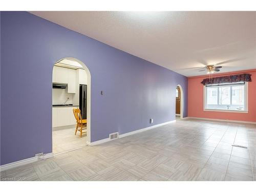 980 King Street E, Hamilton, ON - Indoor Photo Showing Other Room