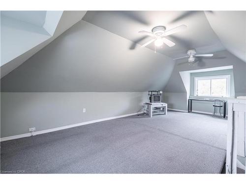 980 King Street E, Hamilton, ON - Indoor Photo Showing Other Room