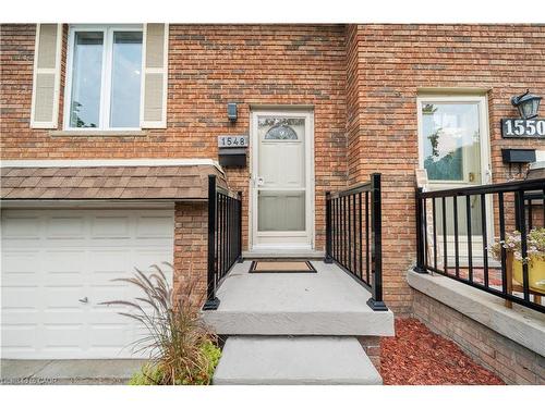 1548 Westminster Place, Burlington, ON - Outdoor With Exterior