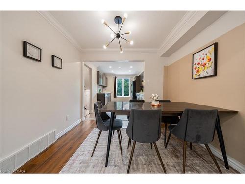 1548 Westminster Place, Burlington, ON - Indoor Photo Showing Dining Room