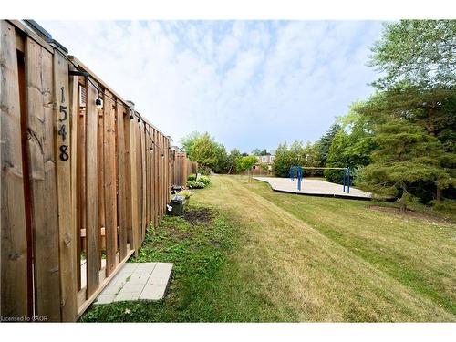 1548 Westminster Place, Burlington, ON - Outdoor