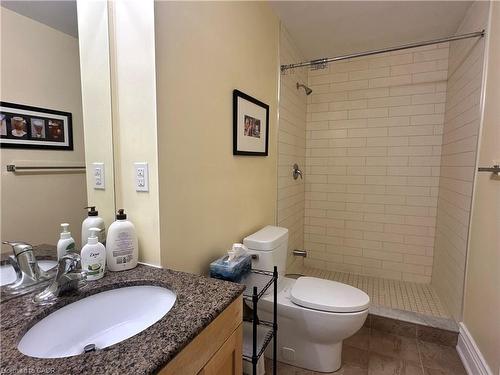 310-200 Stinson Street, Hamilton, ON - Indoor Photo Showing Bathroom