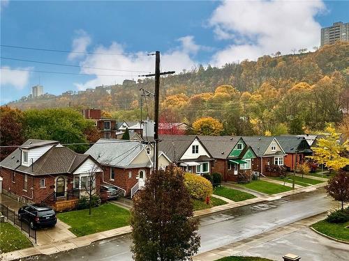 310-200 Stinson Street, Hamilton, ON - Outdoor