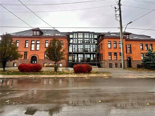 310-200 Stinson Street, Hamilton, ON - Outdoor