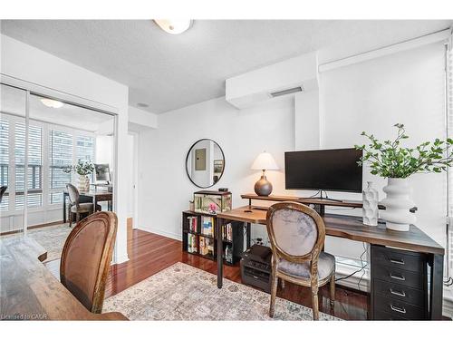 1005-1 Elm Drive W, Mississauga, ON - Indoor Photo Showing Office