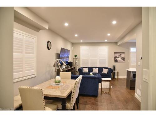 1930 Jim Hebb Way, London, ON - Indoor Photo Showing Dining Room