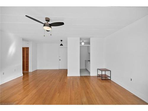 405-107 St Josephs Drive, Hamilton, ON - Indoor Photo Showing Other Room