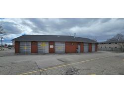 150 Dundas Street S Cambridge, ON N1R 8A8