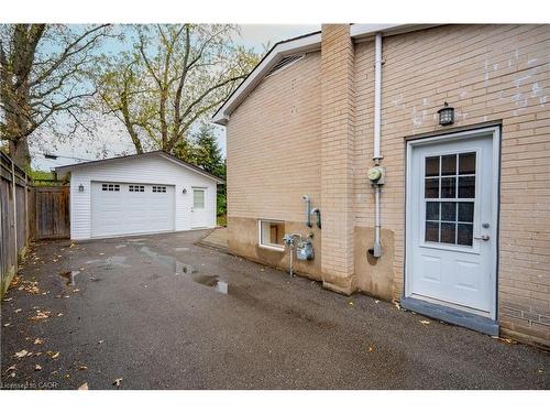 5433 Spruce Avenue, Burlington, ON - Outdoor With Exterior