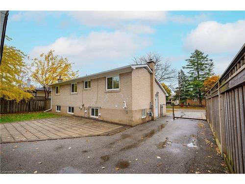 5433 Spruce Avenue, Burlington, ON - Outdoor With Exterior