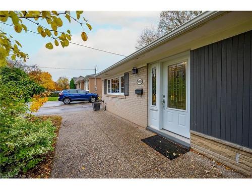 5433 Spruce Avenue, Burlington, ON - Outdoor With Exterior