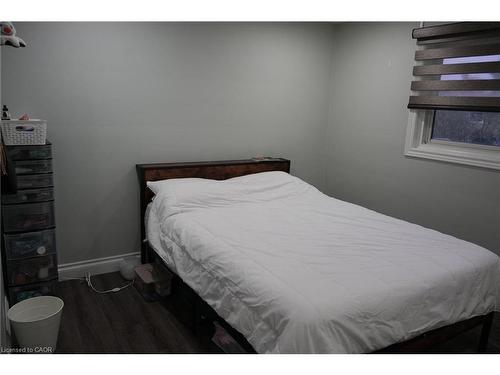 34 Appalachian Crescent, Kitchener, ON - Indoor Photo Showing Bedroom