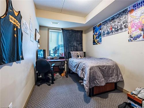 206-251 Lester Street, Waterloo, ON - Indoor Photo Showing Bedroom
