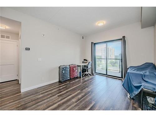 610-15 Queen Street S, Hamilton, ON - Indoor