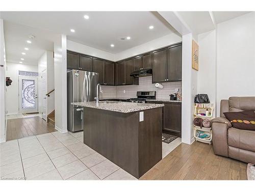 220 Bedrock Drive, Hamilton, ON - Indoor Photo Showing Kitchen With Stainless Steel Kitchen With Upgraded Kitchen