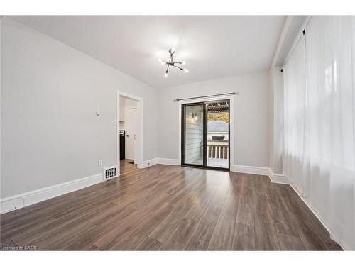 41 Rose Street, Kitchener, ON - Indoor Photo Showing Other Room