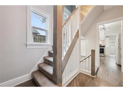 41 Rose Street, Kitchener, ON - Indoor Photo Showing Other Room