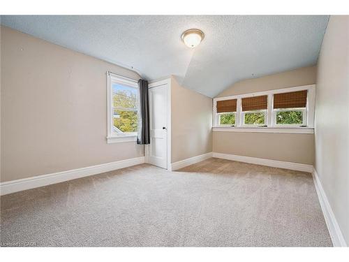 41 Rose Street, Kitchener, ON - Indoor Photo Showing Other Room