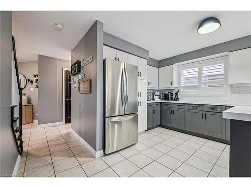 191 Green Vista Drive, Cambridge, ON - Indoor Photo Showing Kitchen