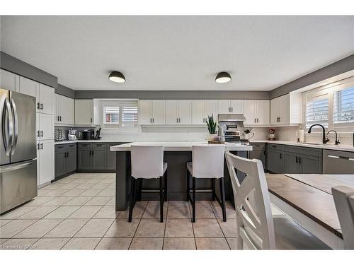 191 Green Vista Drive, Cambridge, ON - Indoor Photo Showing Other Room