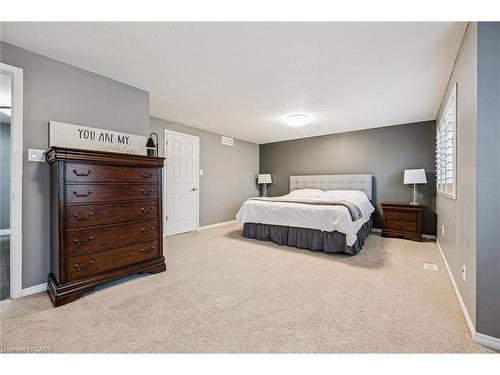 191 Green Vista Drive, Cambridge, ON - Indoor Photo Showing Bedroom