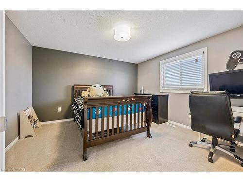 191 Green Vista Drive, Cambridge, ON - Indoor Photo Showing Bedroom
