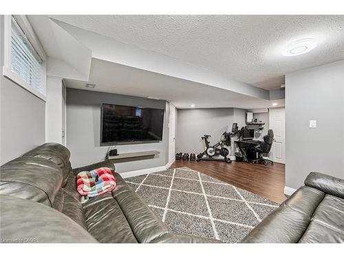 191 Green Vista Drive, Cambridge, ON - Indoor Photo Showing Other Room