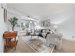 410-500 Westmount Road W Kitchener, ON N2M 5M9