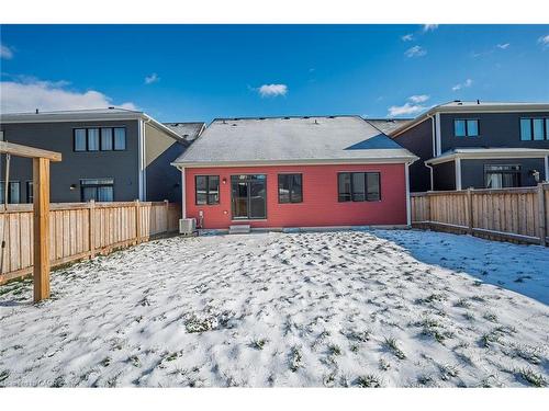 11 Frontier Drive, Thorold, ON - Outdoor