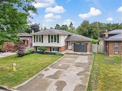 68 Ziraldo Drive  St. Catharines, ON L2N 6T1