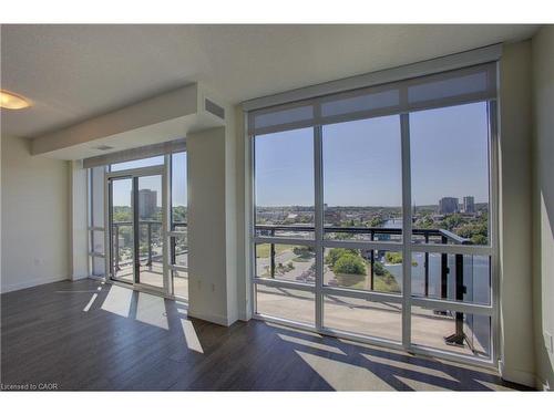 1007-150 Water Street N, Cambridge, ON - Indoor Photo Showing Other Room