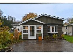 223-580 Beaver Creek Road  Waterloo, ON N2J 3Z4