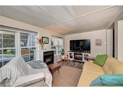 223-580 Beaver Creek Road, Waterloo, ON 