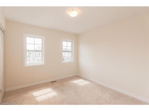 50 Shoreacres Drive, Kitchener, ON - Indoor Photo Showing Other Room