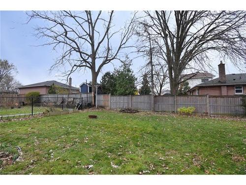 158 Howe Avenue, Hamilton, ON - Outdoor With Backyard