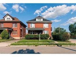 49 Province Street S Hamilton, ON L8K 2K7