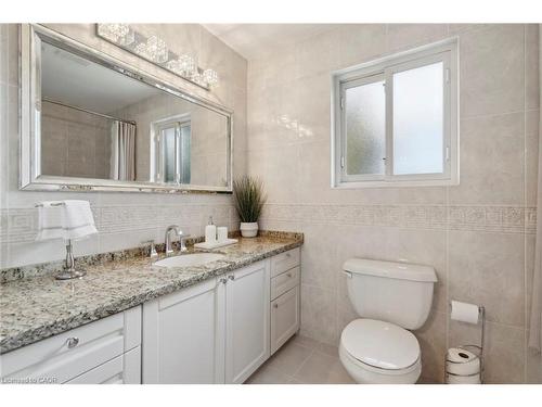 1902 Beechknoll Avenue, Mississauga, ON - Indoor Photo Showing Bathroom