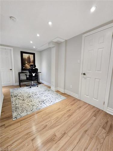 1902 Beechknoll Avenue, Mississauga, ON - Indoor