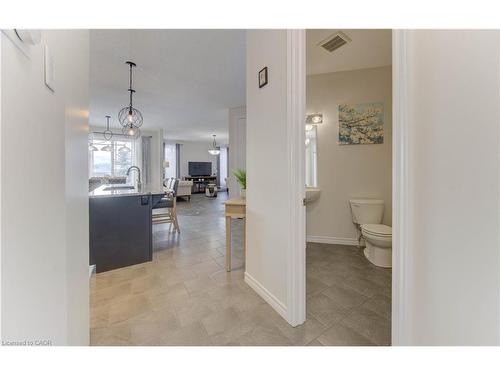 20 Stier Road, New Hamburg, ON - Indoor Photo Showing Other Room