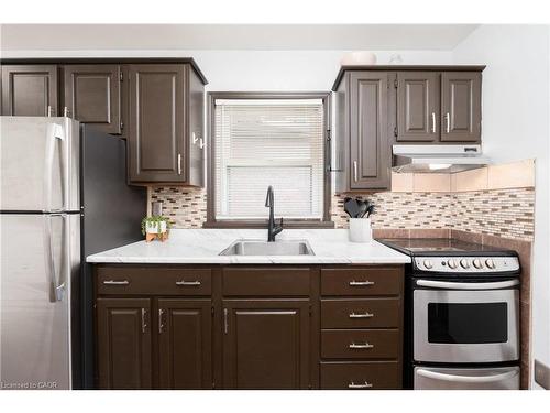 787 Knox Avenue, Hamilton, ON - Indoor Photo Showing Kitchen